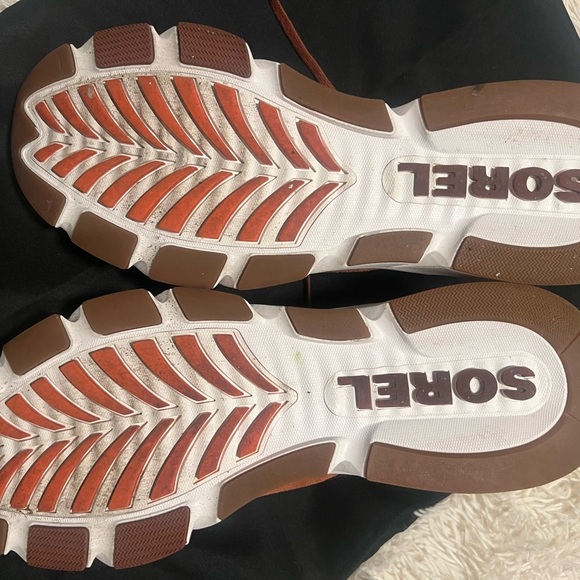 Sorel Men's Orange Sneakers​ - Picture 3 of 5